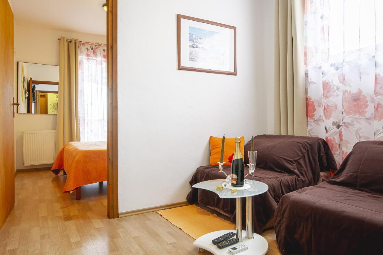 Apartmani Justic Njivice Eksteriør bilde
