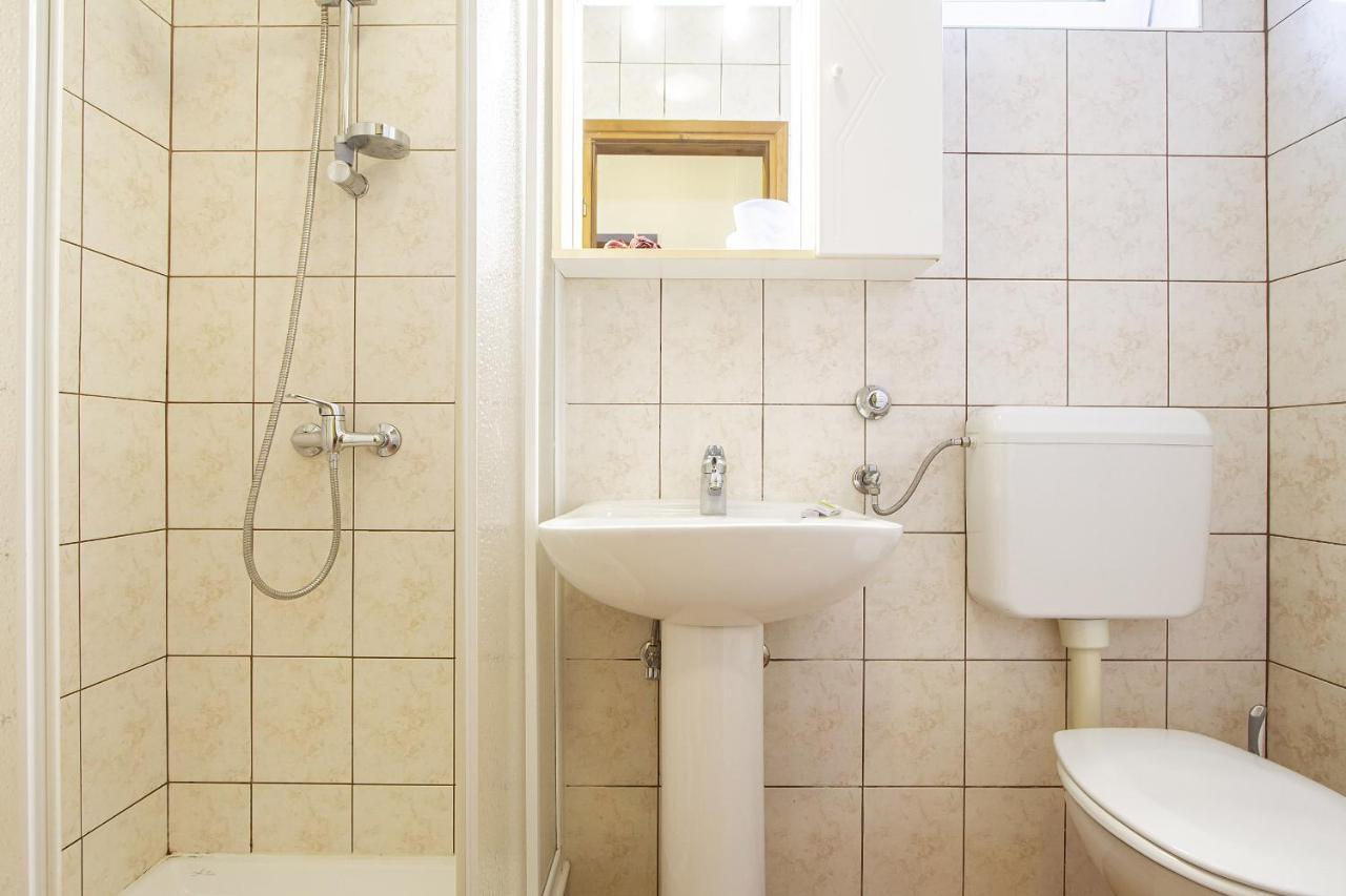 Apartmani Justic Njivice Eksteriør bilde